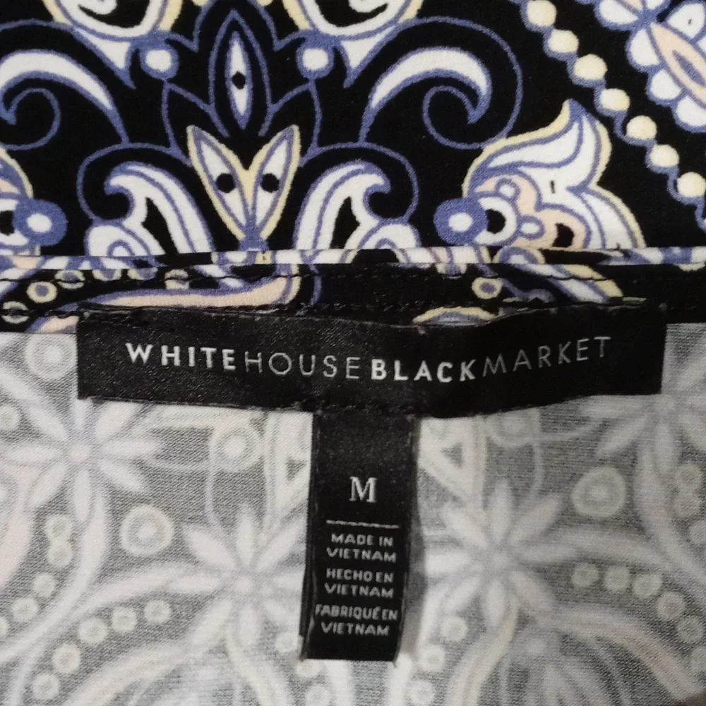 🖤White House Black Market🖤 - Black/Gray/Blue Paisley Cold Shoulder Tunic Top
